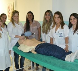 Acadêmicos de Medicina participaram de treinamento de Emergência Cardiovascular