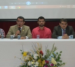 Capacitação de monitores de Educação física na Universidade Ceuma