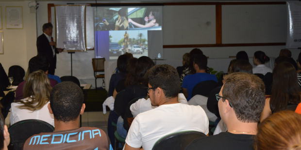 A palestra foi direcionada aos aluno do curso de Medicina.