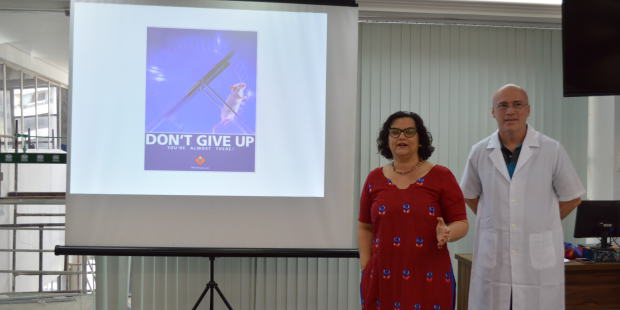 A palestrantee docente da UniCeuma, Profa. Dra. Rachel Nina.