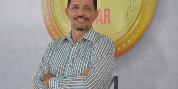 Prof. Dr. Ricardo Daher Oliveira .